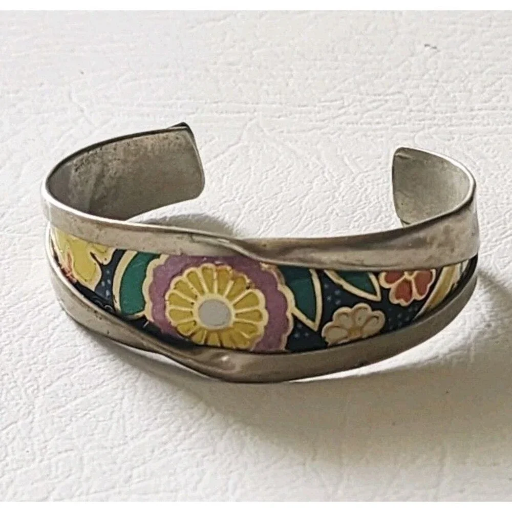 Vintage Silvertone Floral Enameled Foldover Design Cuff  Bracelet 6.5